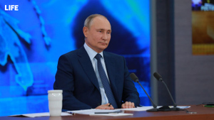 Путин назвал провокацией вопрос Шнурова о "российских хакерах" и Трампе