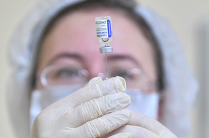 Большинство россиян получат прививку от коронавируса к ноябрю 2021 года
