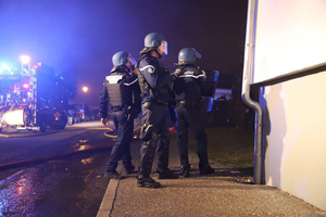 Во Франции мужчина расстрелял троих полицейских