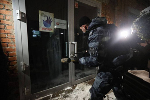Работал после полуночи. Полиции пришлось выломать двери столичного клуба Choice Moscow