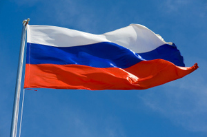 "Нет желания размещать там свой флаг": Песков назвал уважительным отношение России к суверенитету Украины