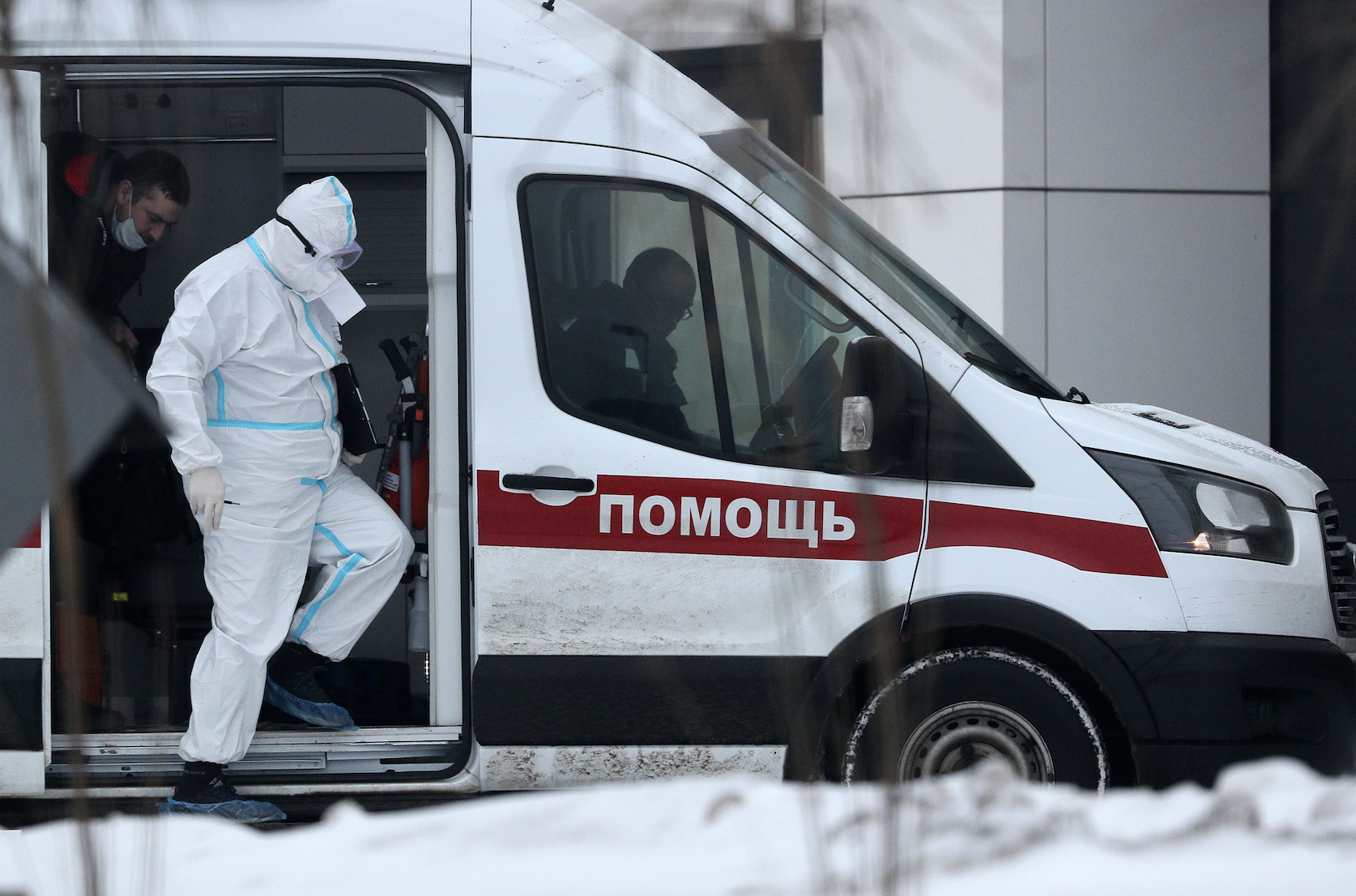 В России за сутки выявили более 27 тысяч новых случаев коронавируса