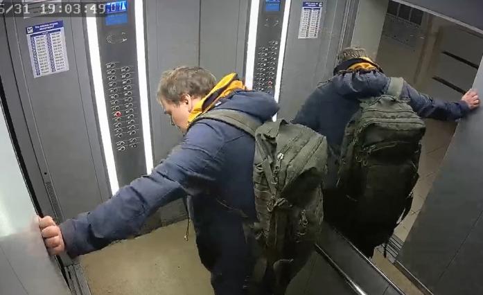 Камера видеонаблюдения в лифте сняла последние часы жизни Владимира Фото © "Екатеринбург онлайн"