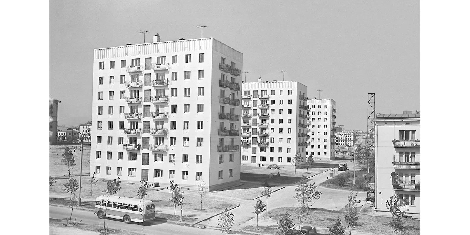 Главархив рассказал историю строительства панельных домов в Москве