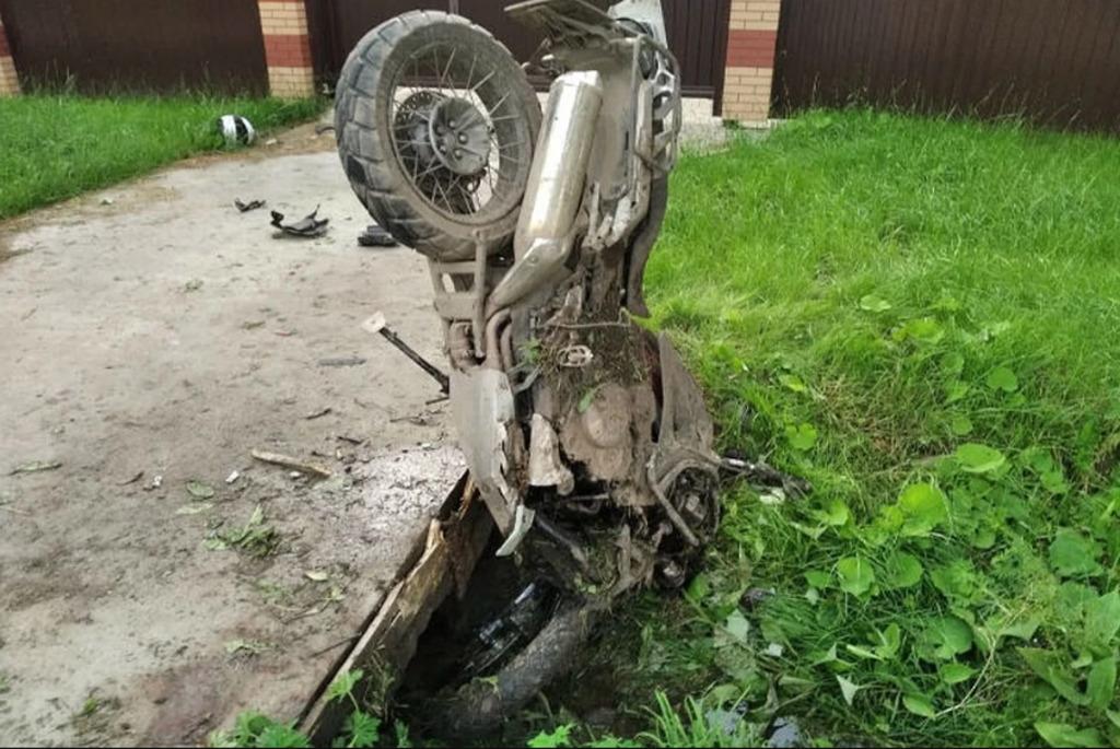 Три человека погибли в ДТП с мотоциклом в Рыбинске