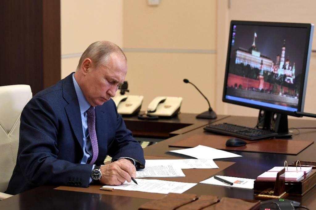 Песков раскрыл особенности работы Путина во время кризисов