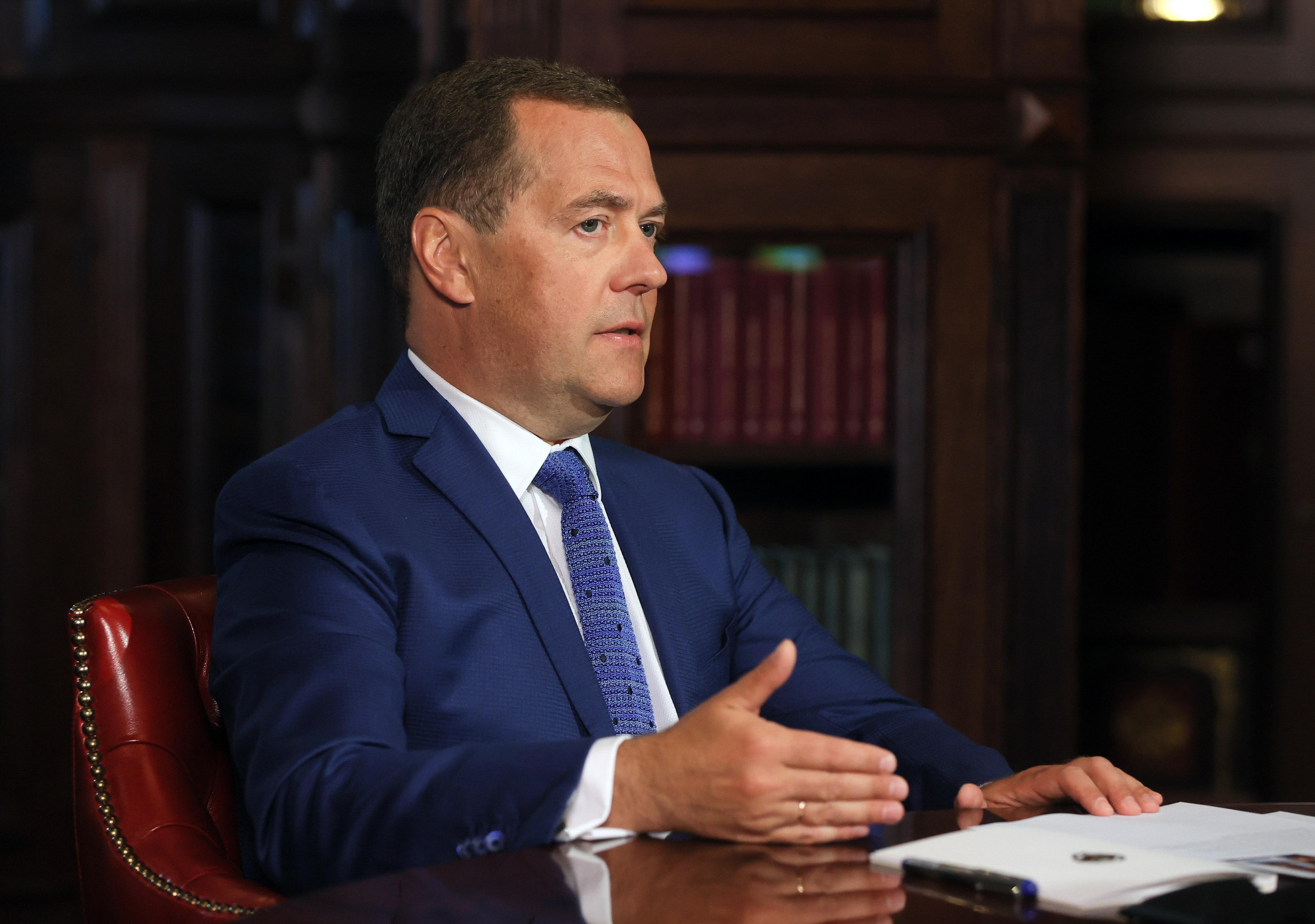 Медведев — об угрозах США в адрес 