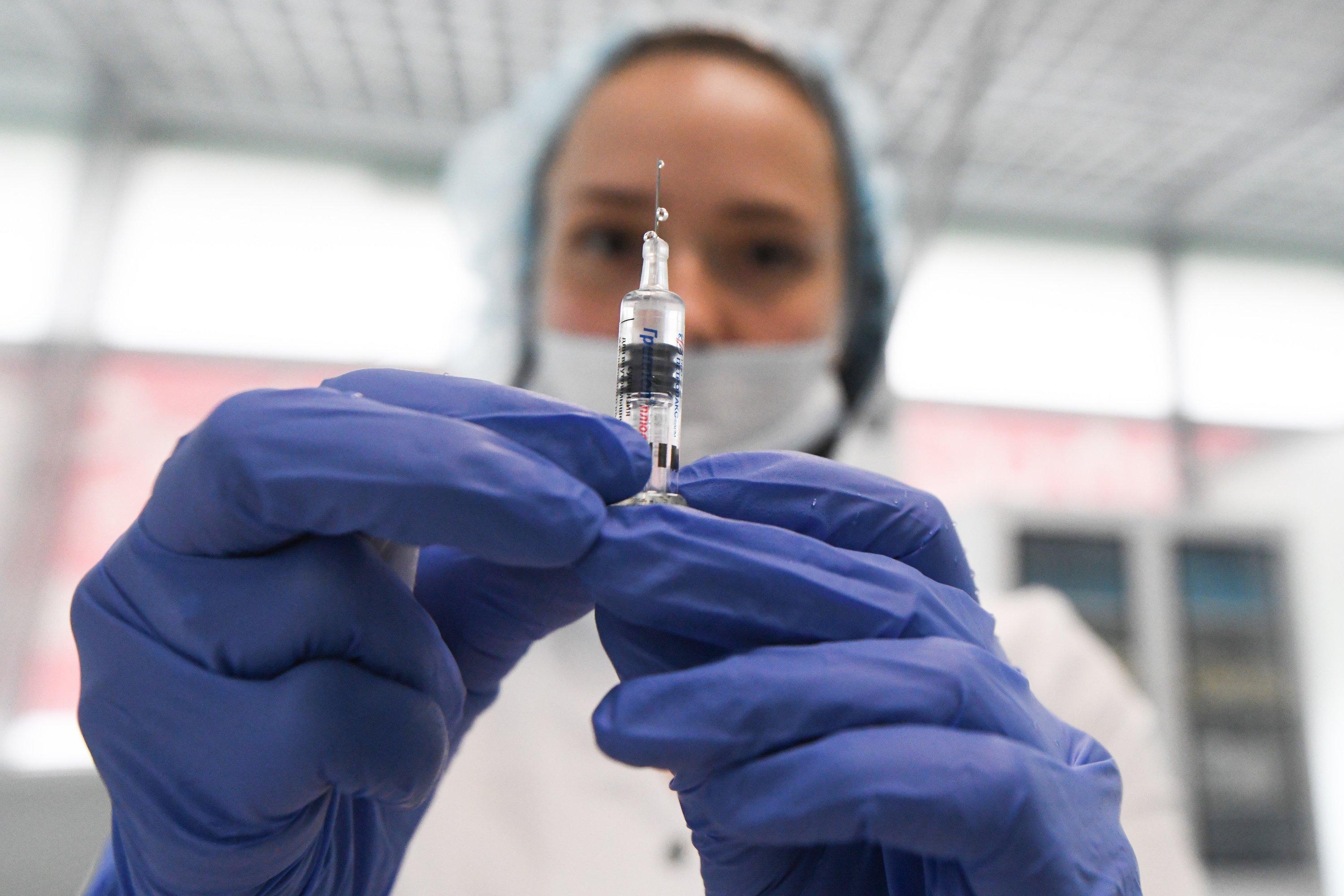 Первые партии вакцины от CoViD-19 для врачей готовы к отправке в регионы