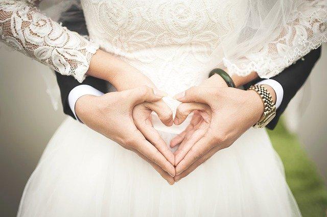 Ах, эта свадьба! В Петербурге более пяти тысяч пар поженились в июле 
