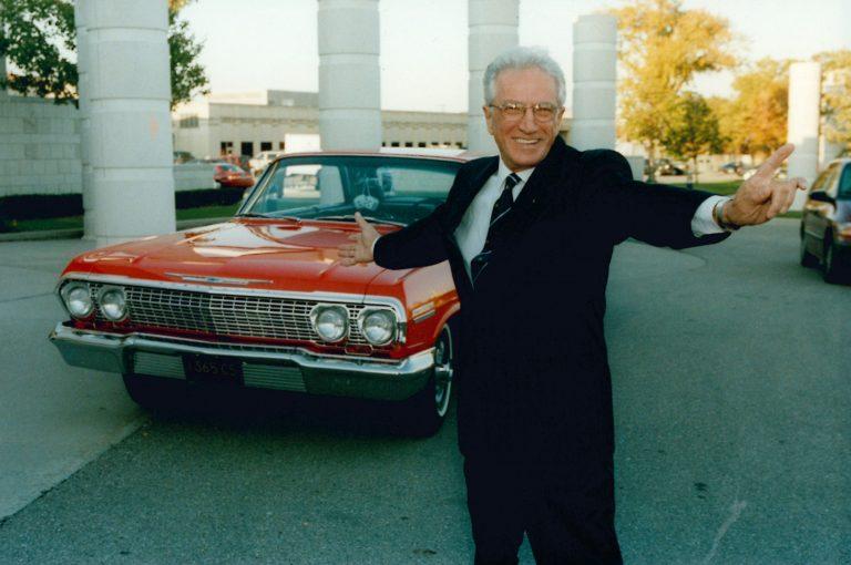 Джо Джирард. Фото © Automotive Hall Of Fame