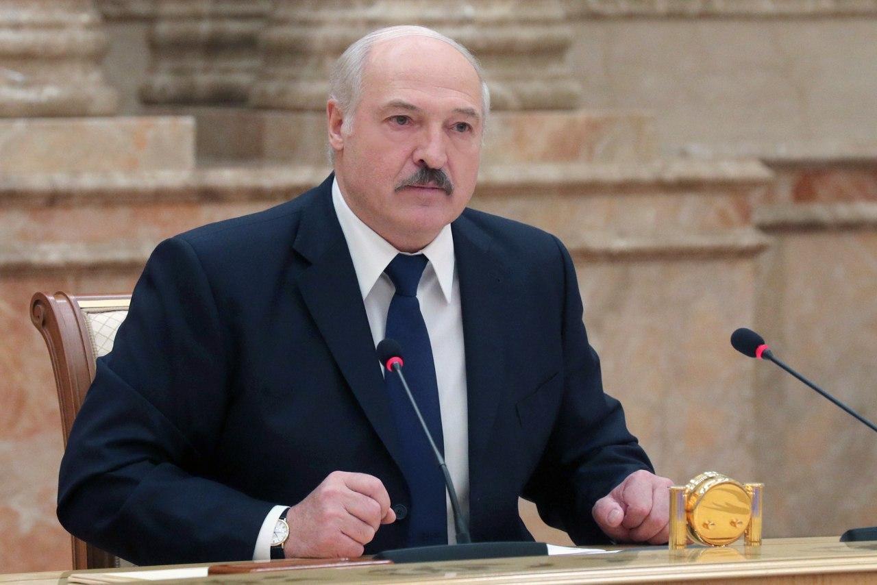 Лукашенко заявил, что ему подкинули коронавирус. А вот когда — неизвестно