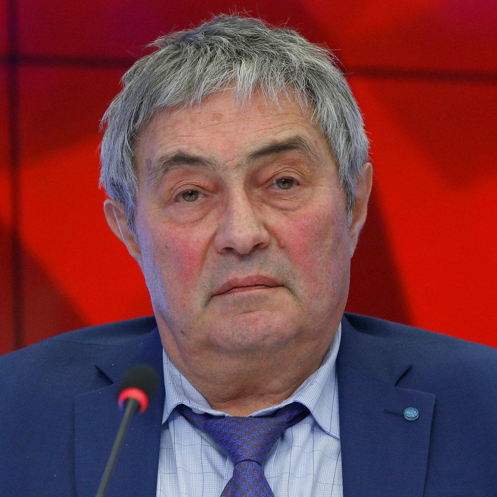 <p>Всё, что мы сейчас знаем о Венере, все эти адские температуры, давление, — это результаты измерений, сделанных советскими аппаратами. Как ни странно, не Красную планету Марс, а облачную планету Венера называли "русской планетой"</p>