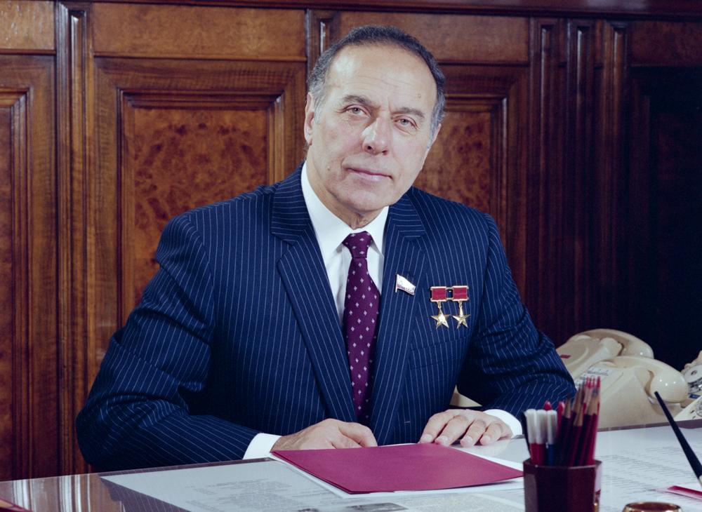 Фото © ТАСС / Мусаэльян Владимир, Песов Эдуард