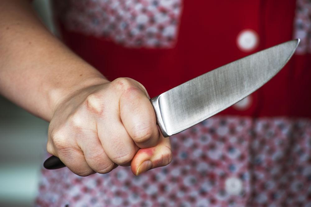 В Дагестане женщина защитила мужа от обидчиков, убив одного из них ножом