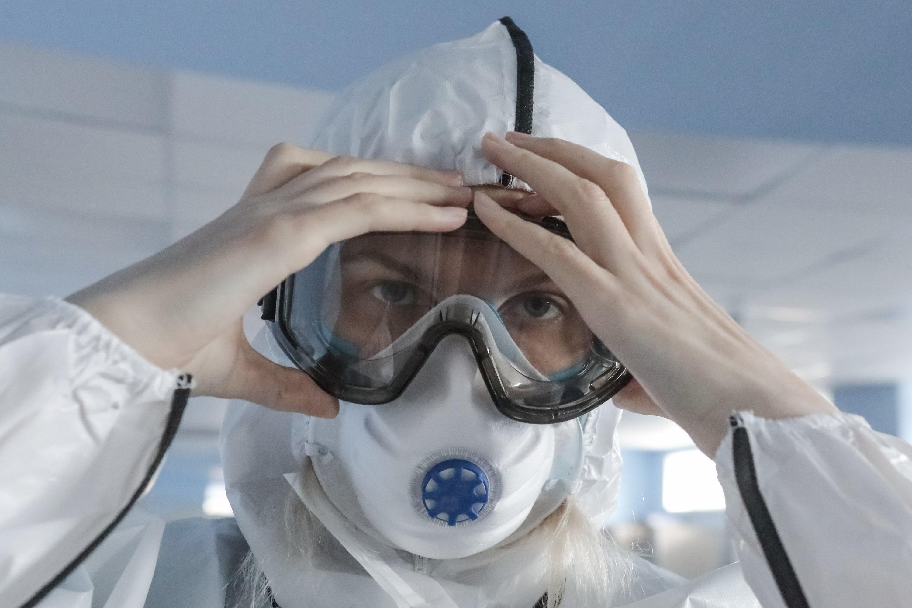 В Москве за сутки выявили более 4,5 тысячи новых случаев коронавируса