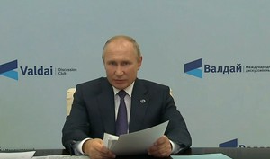 Путин об антироссийских санкциях: Бог с ними, справимся
