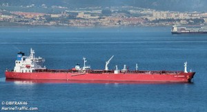 Безбилетники захватили нефтяной танкер у берегов Британии