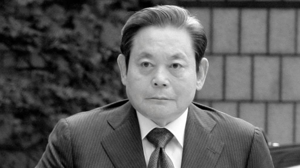 Скончался председатель Samsung Ли Гон Хи