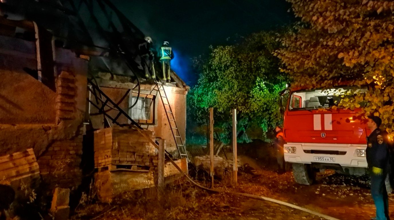 В Калининграде пожар в частном доме унёс жизнь трёх человек