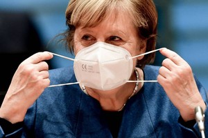 Меркель заявила о возможном коллапсе в Германии из-за коронавируса