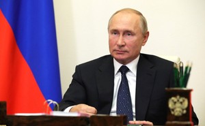 Путин предложил продлить меры поддержки бизнеса