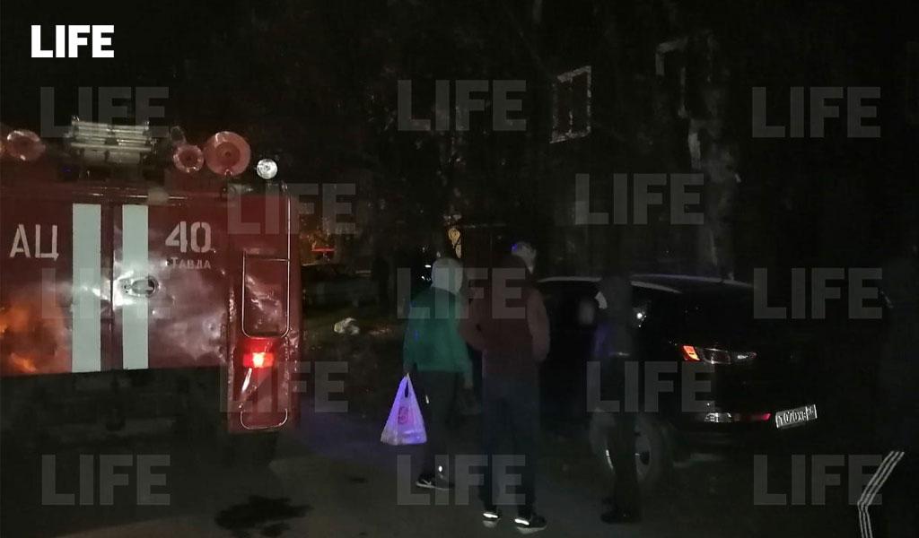 Фотографии с места происшествия в редакцию Лайфа прислал гражданский журналист через приложение LiveCorr (доступно на Android и iOS)