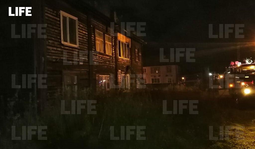 Фотографии с места происшествия в редакцию Лайфа прислал гражданский журналист через приложение LiveCorr (доступно на Android и iOS)