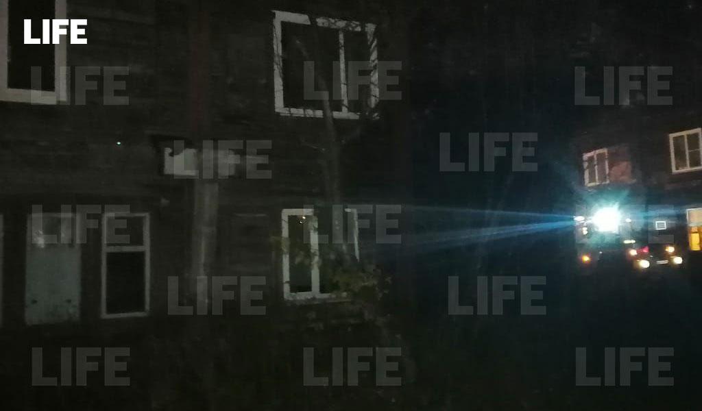 Фотографии с места происшествия в редакцию Лайфа прислал гражданский журналист через приложение LiveCorr (доступно на Android и iOS)