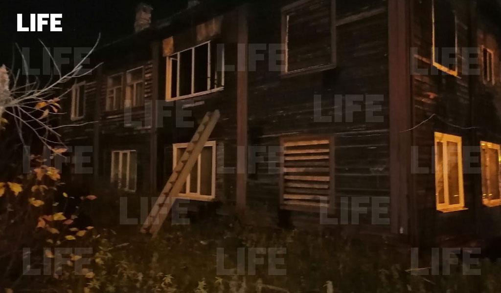 Фотографии с места происшествия в редакцию Лайфа прислал гражданский журналист через приложение LiveCorr (доступно на Android и iOS)