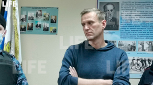 Чайник, телевизор, горячая вода и одиночество. Стали известны условия пребывания Навального в "Матросской Тишине"