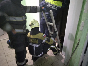 Во Владимире подросток застрял в лифте, а при попытке выбраться упал в шахту