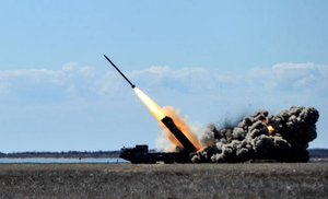 Украинский военный эксперт предложил строить ракеты, которые смогут "достать до Кремля"
