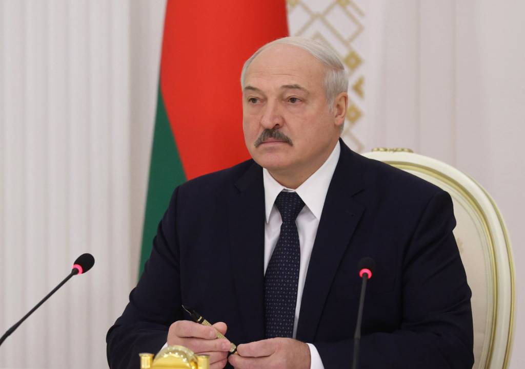 Давление в правильную сторону. Куда загоняют Лукашенко?