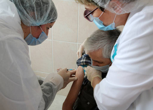 Попова заявила, что сейчас самое время сделать прививку от ковида