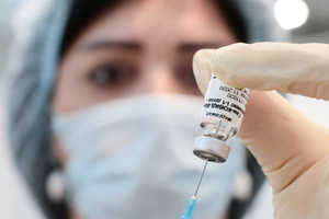 Российскую вакцину от коронавируса "Спутник V" могут начать производить в Бразилии в апреле