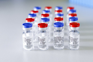 Ещё одна страна одобрила применение российской вакцины "Спутник V"