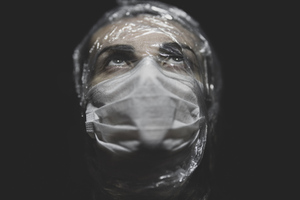 Во Франции появилась угроза нового карантина из-за "британского" коронавируса-мутанта