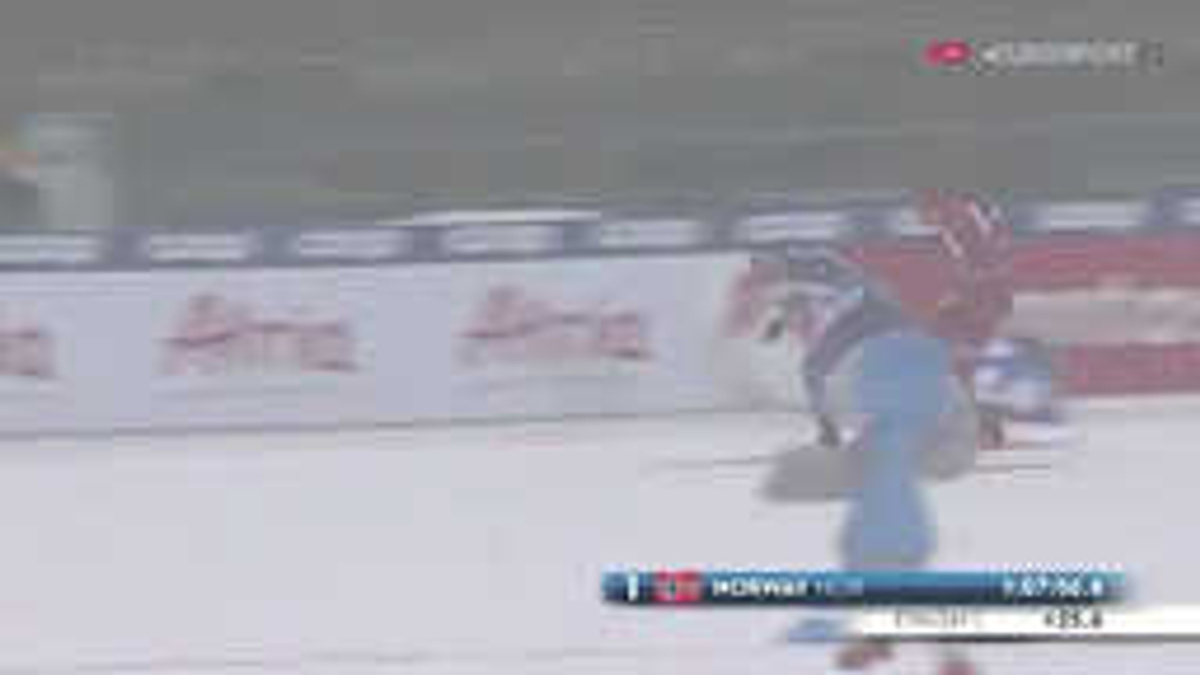 Вяльбе финиш с флагом видео 1997. Финский лыжник отморозил.