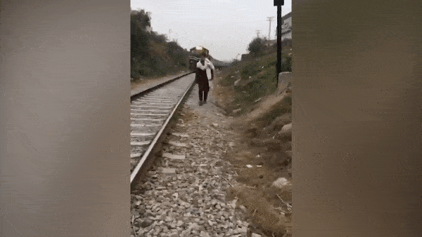 Блогер погиб на глазах у друга, пока тот снимал его для TikTok на железной дороге — видео