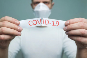 Российский врач объяснил, почему мужчины чаще женщин умирают от коронавируса