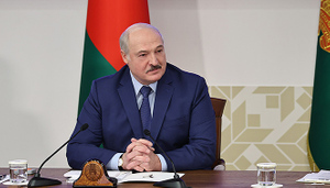 Лукашенко призвал "не париться" из-за санкций против Белоруссии и России