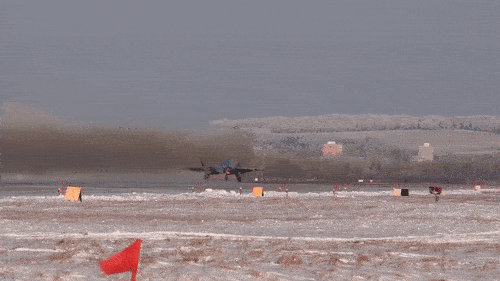 Опубликовано видео с полётом первого серийного Су-57