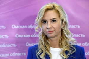 Уволенную со скандалом экс-главу Минздрава Омской области объявили в международный розыск