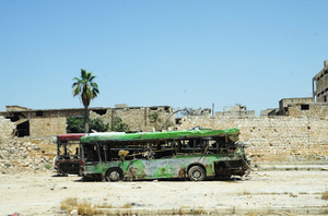 Девять человек погибли в результате нападения террористов на колонну автобусов в Сирии