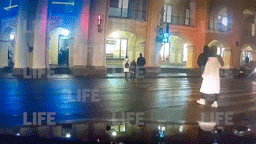 В Санкт-Петербурге взорвался тротуар — видео