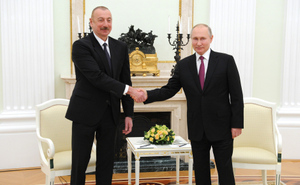 Алиев поздравил Путина с открытием центра мониторинга перемирия в Карабахе