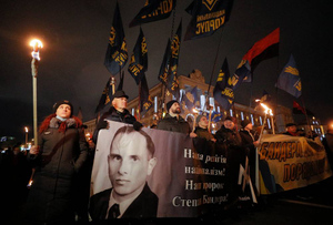 Украинские националисты призвали посла Польши покинуть страну из-за слов о Бандере 