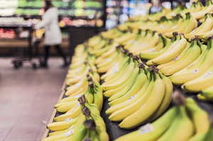 Ретейлеры сообщили о сложностях с поставками бананов из Эквадора
