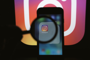 Instagram введёт вечные баны аккаунтов за оскорбления в личных сообщениях