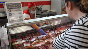 Возможен рост цен до 25%: эксперты объясняют подорожание сосисок и колбасы аномальными холодами